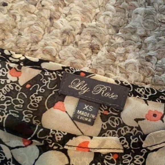 Lily rose Xs blouse - Picture 5 of 5